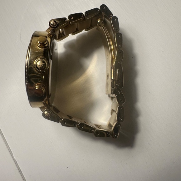 Michael Kors Women's Watch - Picture 3 of 3